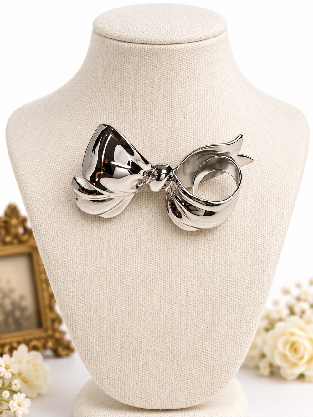 Monet Brooch Silver-Tone Metal Bow Mid 20th Century Vintage